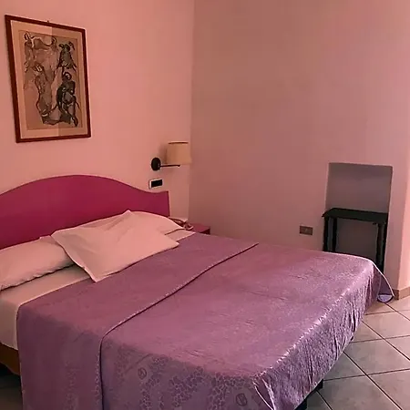 Antonio 2* Ischia